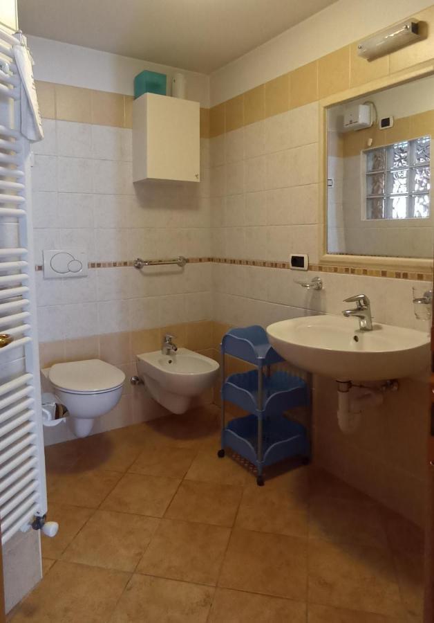 Garni Delia Hotel Ливиньо Екстериор снимка